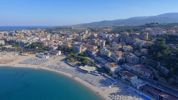 depositphotos_179759042-stock-photo-beautiful-coast-soverato-calabria-italy